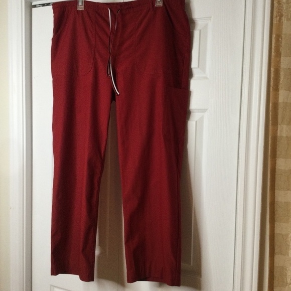Options Red scrubs pants - Picture 4 of 11